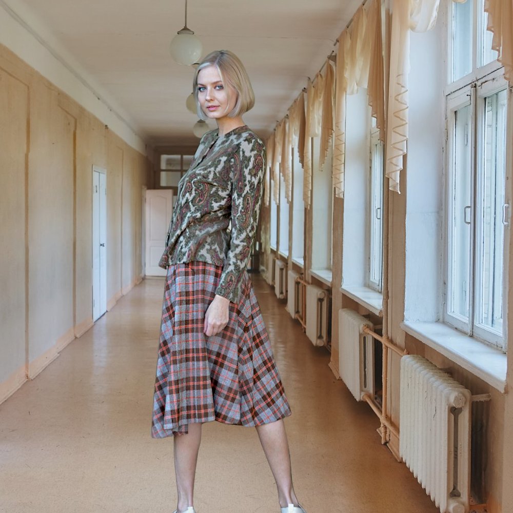 Vintage 70s Brown & Orange Plaid Pleated A Line Skirt